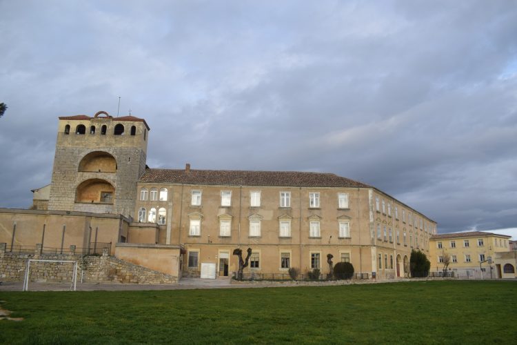 ALBERGUE SANTA MARÍA