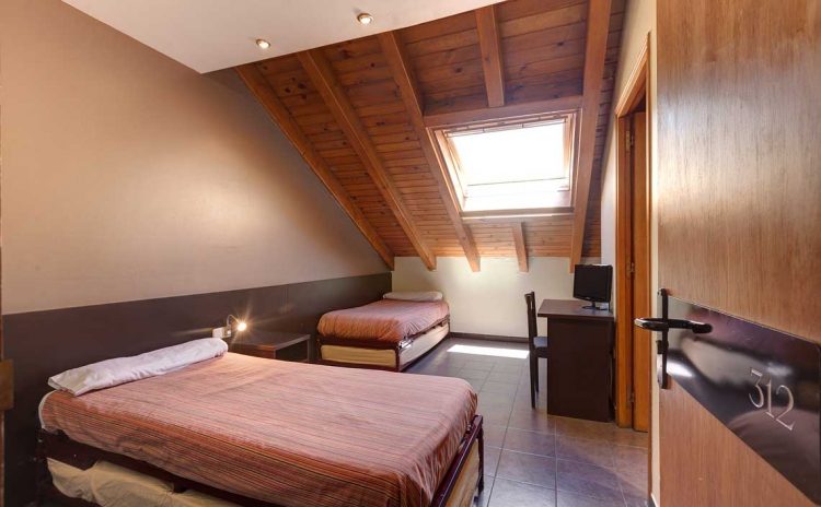 ALBERGUE LES ESTADES - Imagen 8